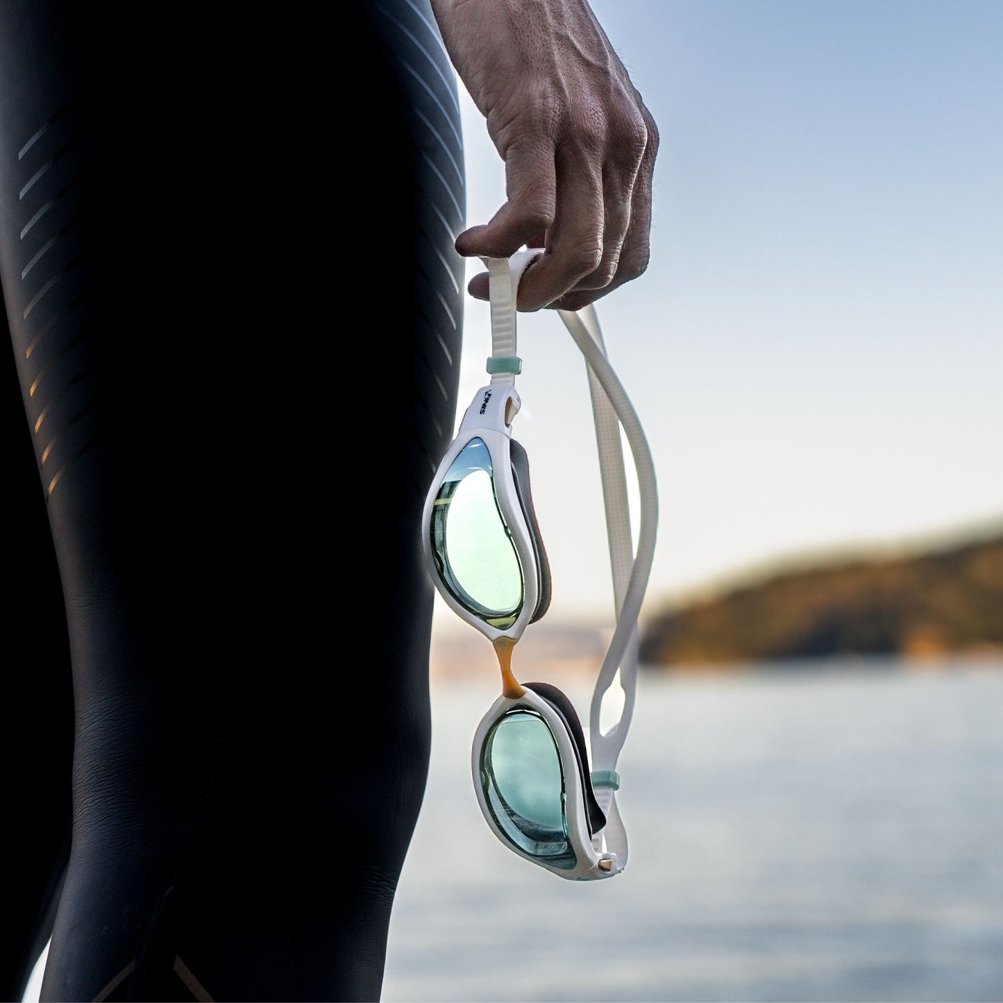 Finis Alliance Goggles aikuisten triathlon uimalasit, Aqua Mirror
